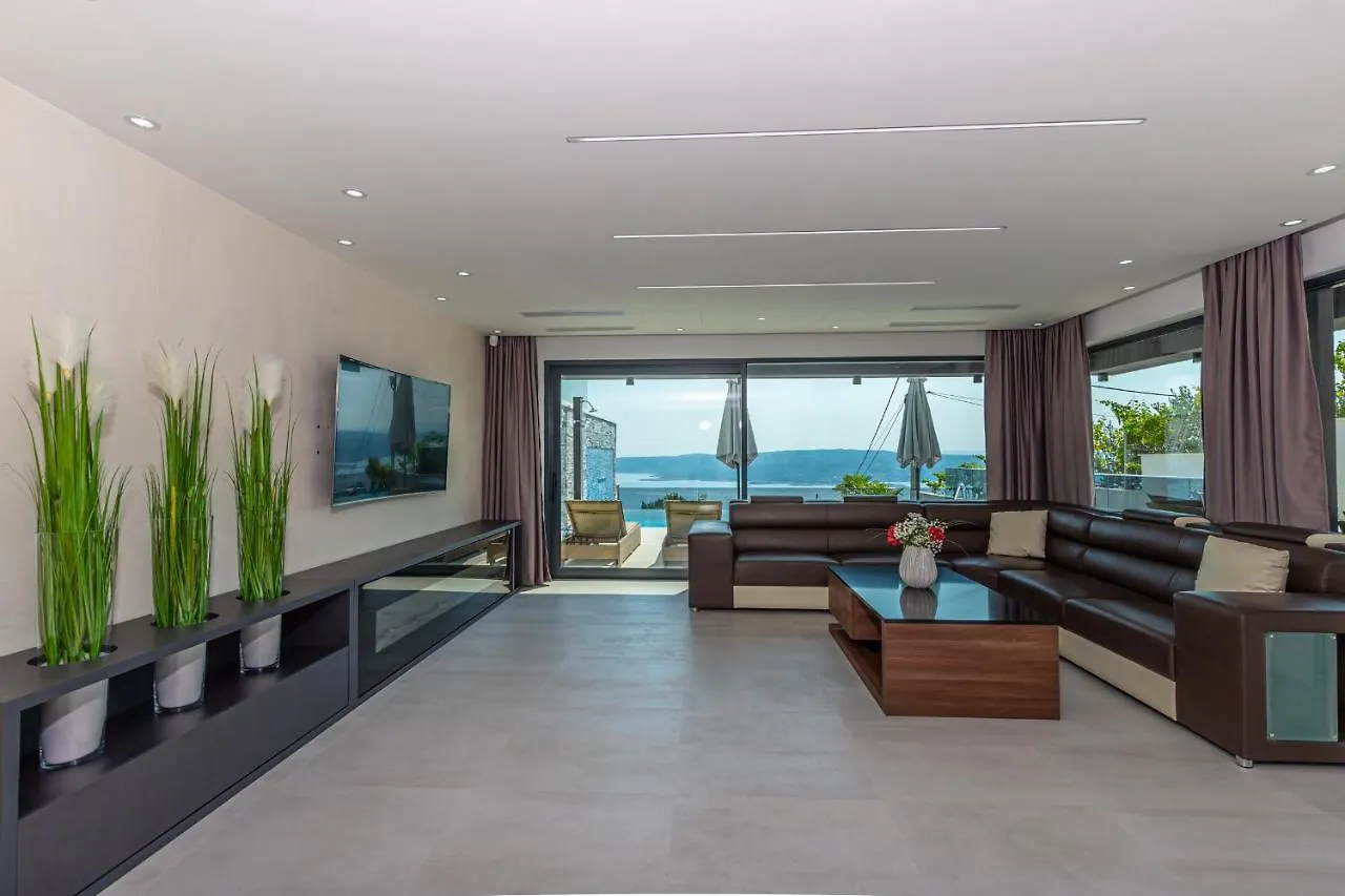 Luxury Villa Lorena With Heated Pool, Jacuzzi,Sauna And Seaview Crikvenica 0*,  Kroatien