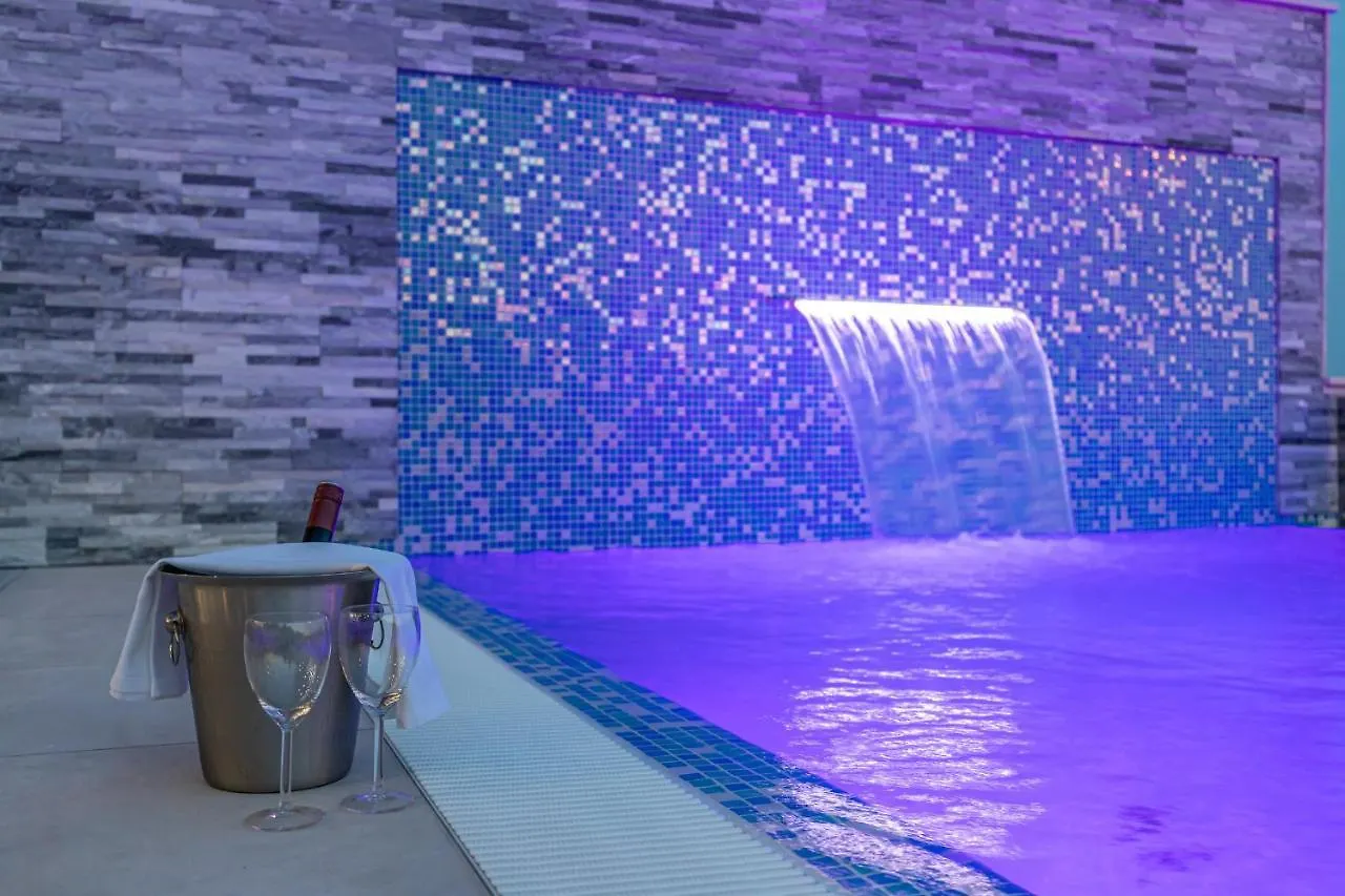 Luxury Villa Lorena With Heated Pool, Jacuzzi,Sauna And Seaview Crikvenica