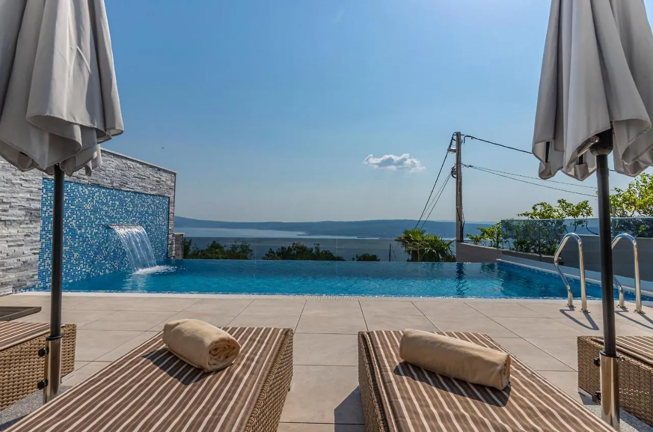 Luxury Villa Lorena With Heated Pool, Jacuzzi,Sauna And Seaview Crikvenica Kroatien